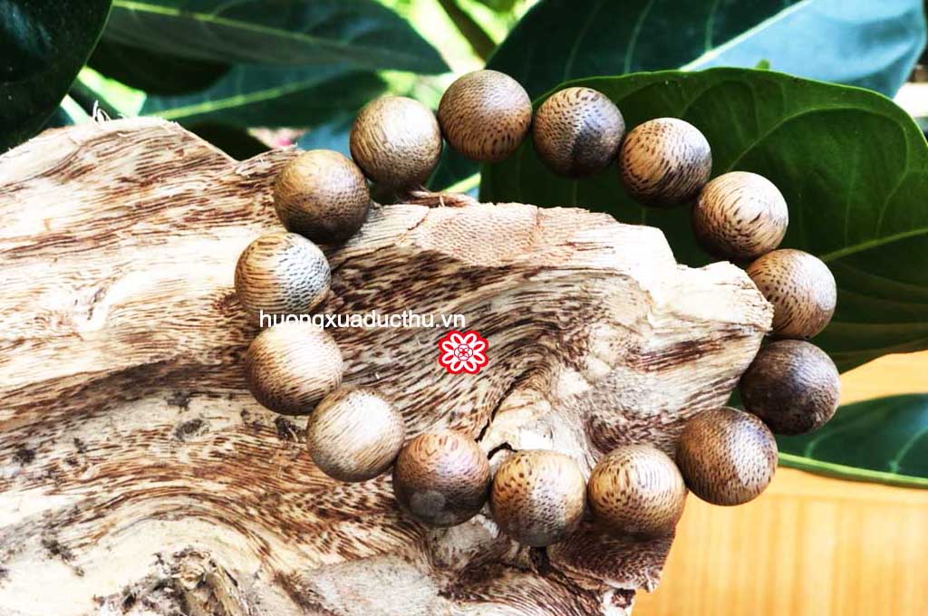 Sản Phẩm Trầm Hương