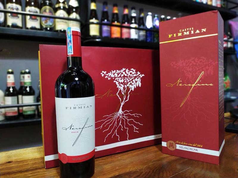 Hộp quà Castel Firmian Nerofino Mezzacorona - Vang Ý