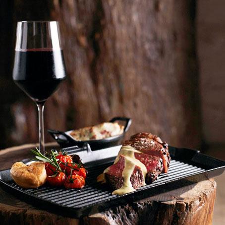 Rượu vang đỏ kết hợp thực phẩm