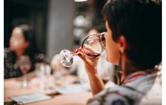 Rượu vang và huyết áp cao