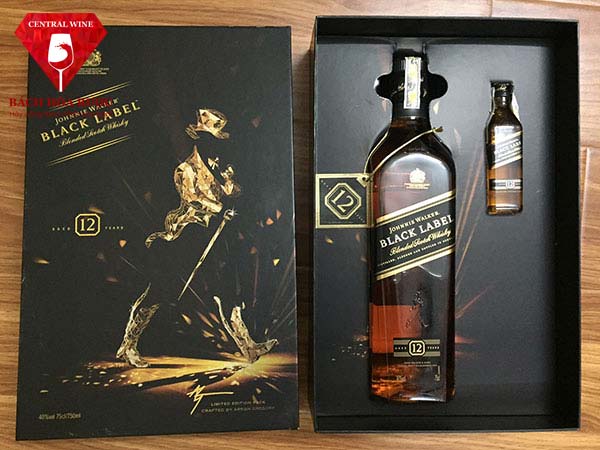 hộp quà black label 12