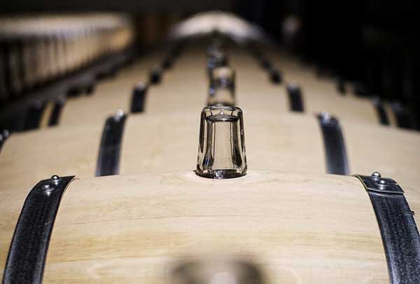 hầm rượu chateau dauzac