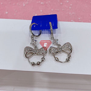 Đôi Khuyên Tai Bằng Bạc Quý Phái