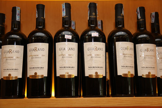 rượu vang Franco Rizzello Guarano Appasimento Negroamaro Salento