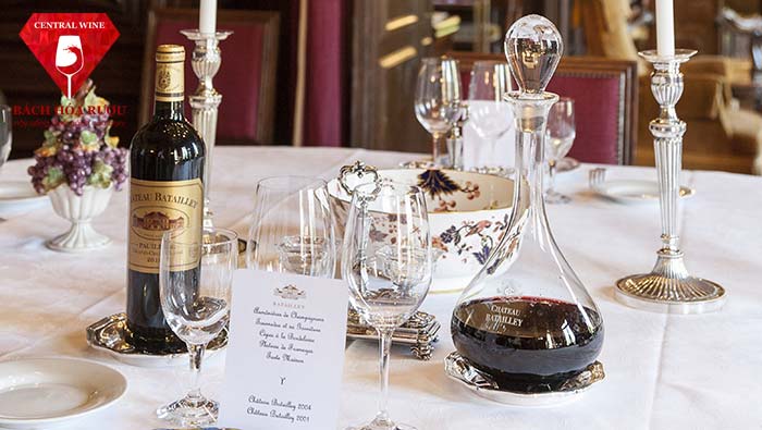 Rượu vang Chateau Batailley Pauillac với hương vị thơm ngon.