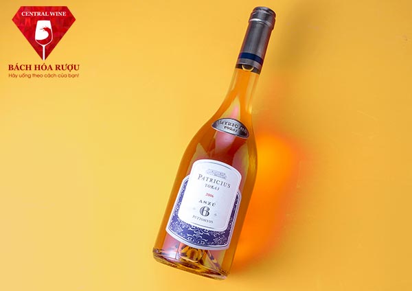Rượu vang ngọt Tokaji Aszú 6 Puttonyos Hungary