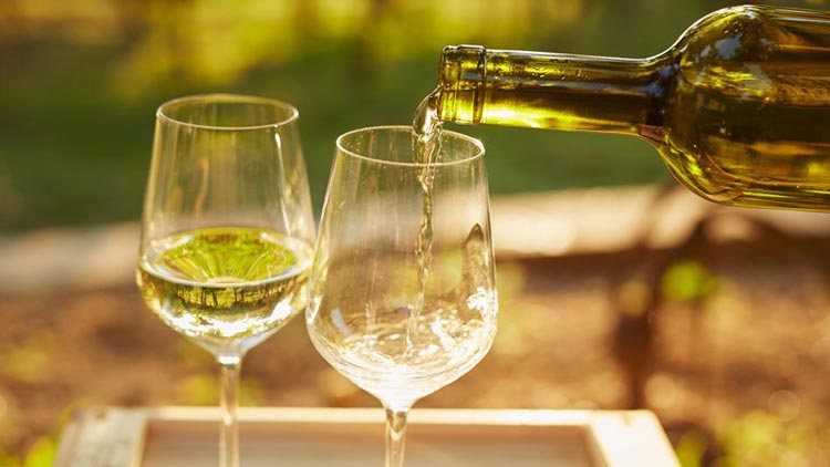 Vang trắng Ý Moscato d'Asti