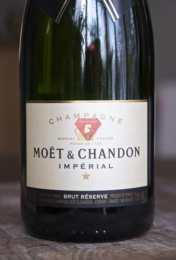 Nhãn một chai Champage