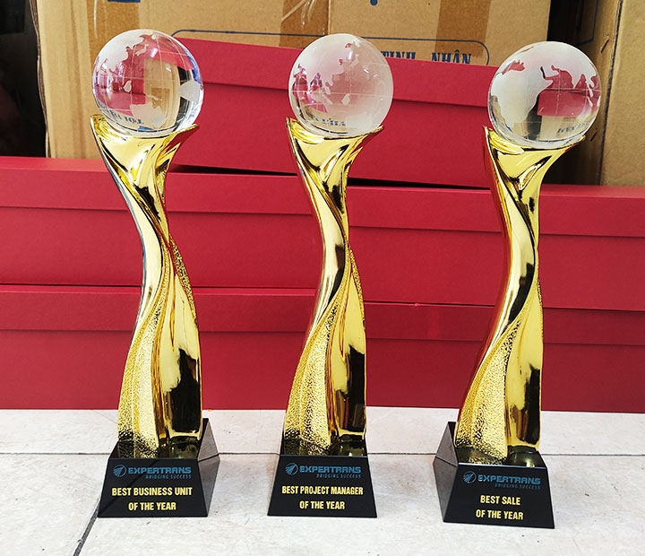 cup-vinh-danh-gia-re-tc-cps2