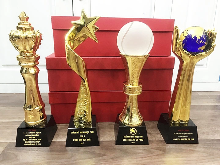 cup-vinh-danh-gia-re-tc-cps7