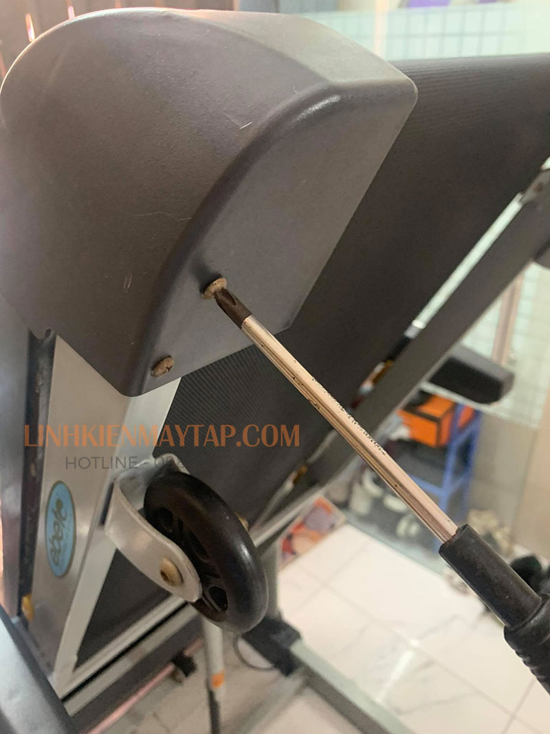 căng băng tải máy chạy bộ