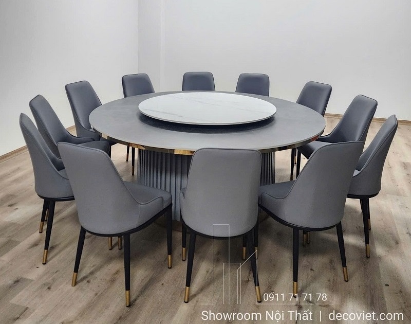 Bàn ăn 10 ghế thiết kế chuẩn mang lại trải nghiệm dùng bữa thoải mái