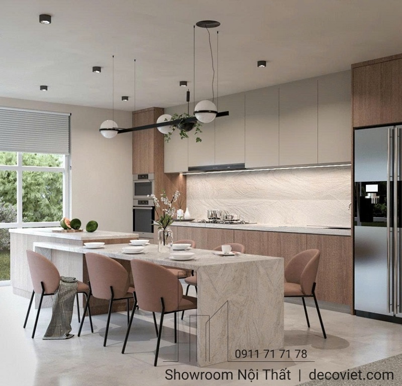 Không gian bếp hoàn thiện với hệ tủ bếp nhựa thi công trọn gói tại DecoViet