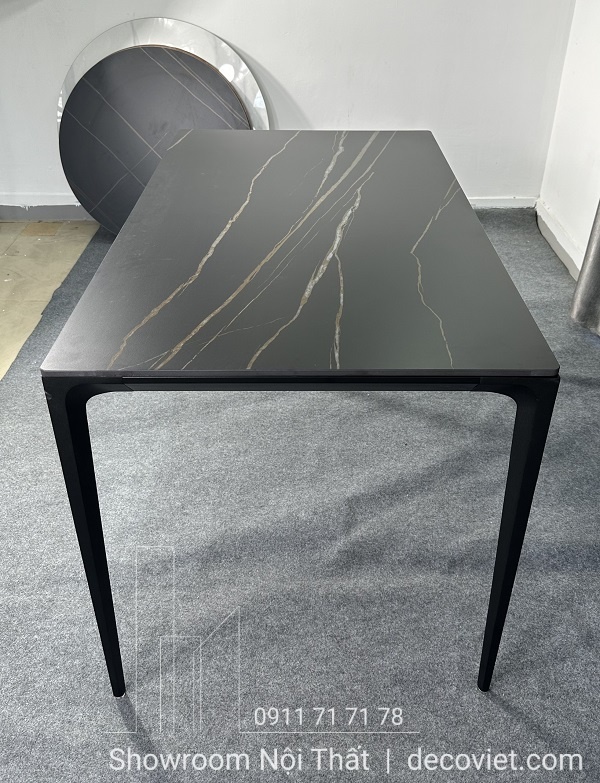 bộ bàn ăn mặt đá