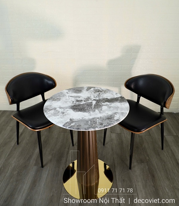 Bàn cafe nhỏ gọn tiết kiệm diện tích cho không gian