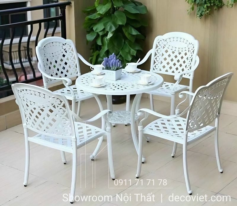 bộ bàn 4 ghế nhôm đúc tân cổ điển