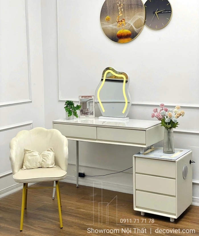 Thiết Kế Bàn Trang Điểm Hiện Đại, Sang Trọng Giá Tốt Tại DecoViet
