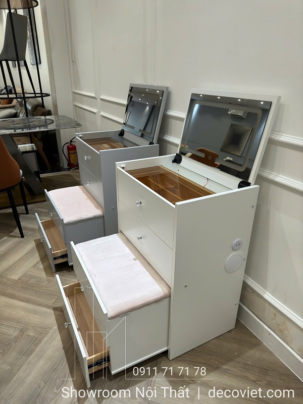 bàn trang điểm gỗ