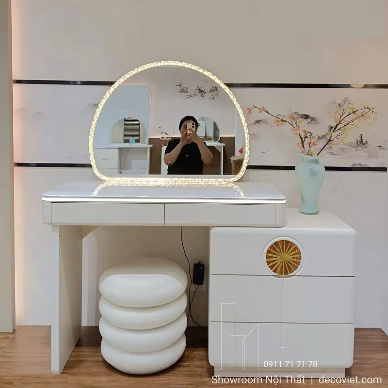 mẫu bàn trang điểm gỗ nhập khẩu đẹp hiện đại, nhiều ngăn kéo