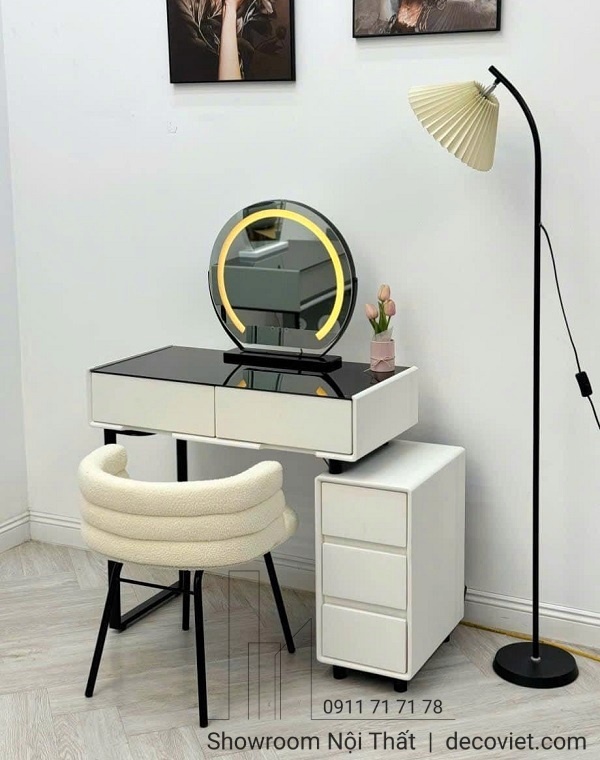 bàn trang điểm nhỏ gọn, hiện đại