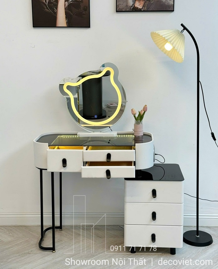 bàn trang điểm hiện đại thiết kế nhỏ gọn