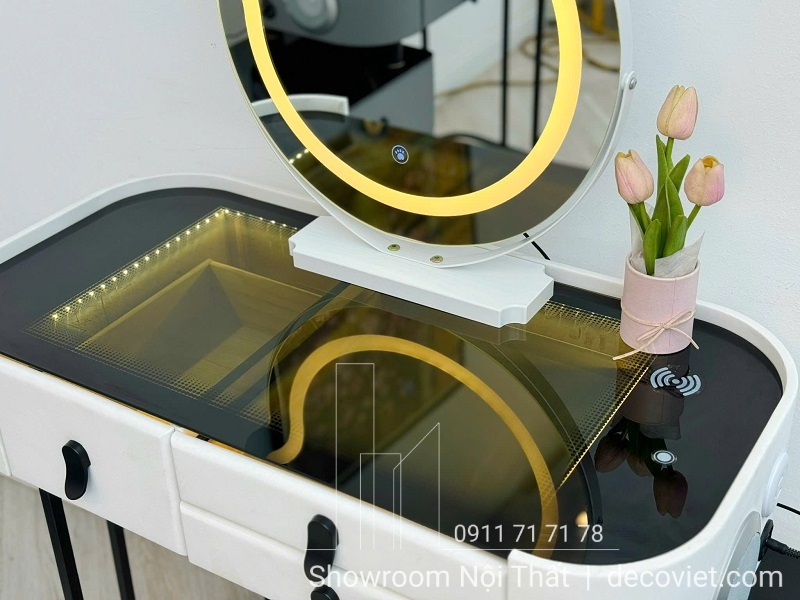 bàn trang điểm đẹp giá rẻ