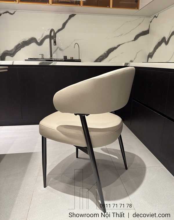 Mẫu ghế ăn 579S bọc da cao cấp phù hợp phòng ăn hiện đại