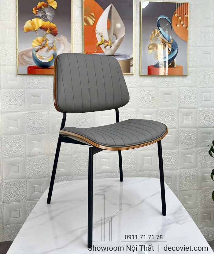 Mẫu ghế ăn 550S nhỏ gọn, phù hợp căn hộ chung cư hiện đại