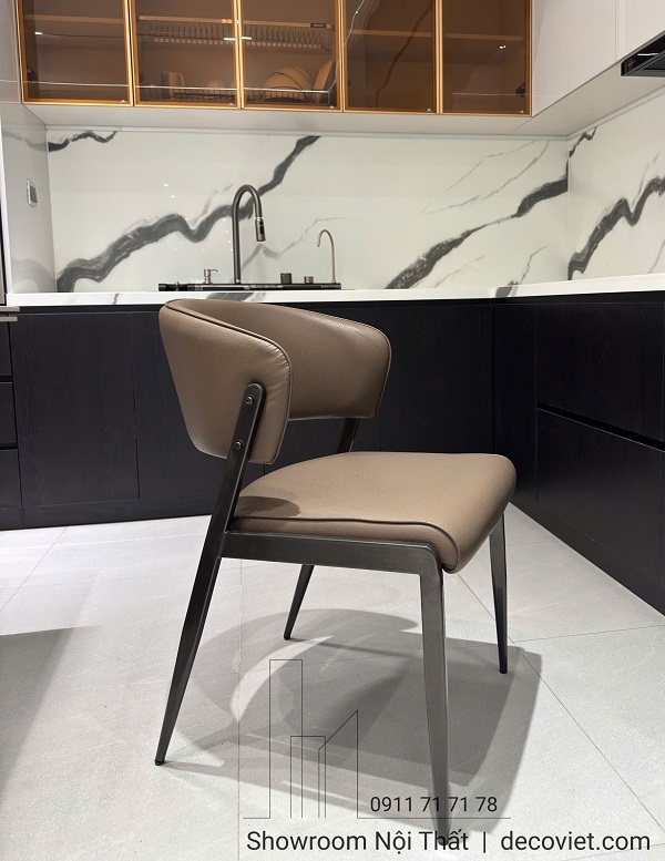 ghế ăn bọc da khung sắt sơn tĩnh điện chắc chắn và tinh tế