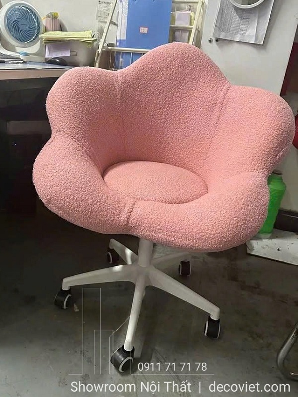 ghế ngồi học hình bông hoa cho bé