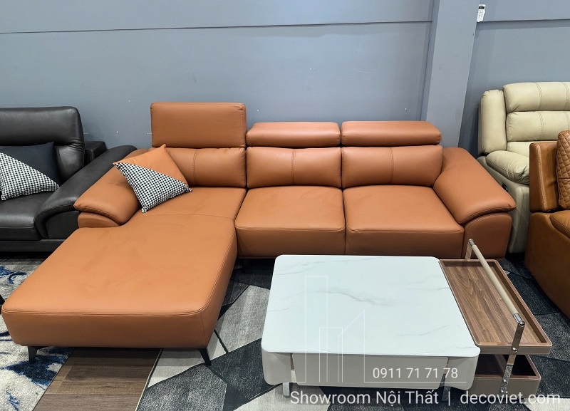 Sofa da cao cấp màu cam đất – Điểm nhấn ấn tượng cho phòng khách.