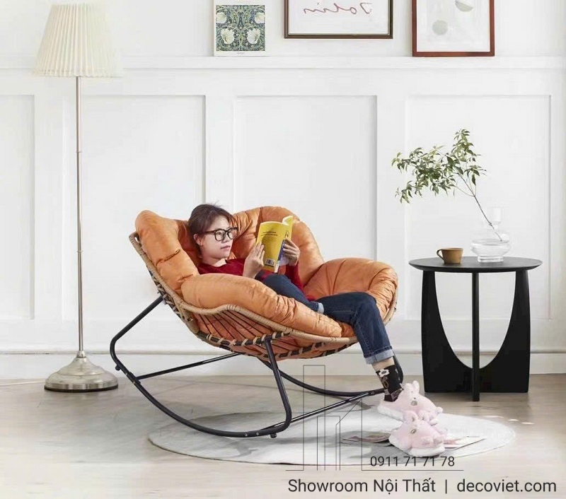 ghế đọc sách bập bênh