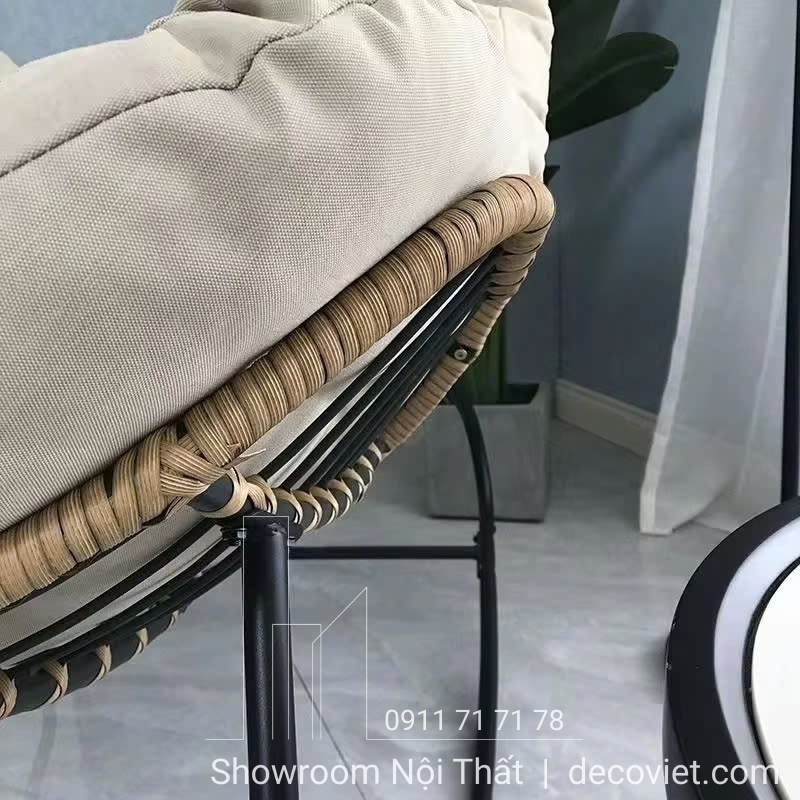 ghế đọc sách bập bênh