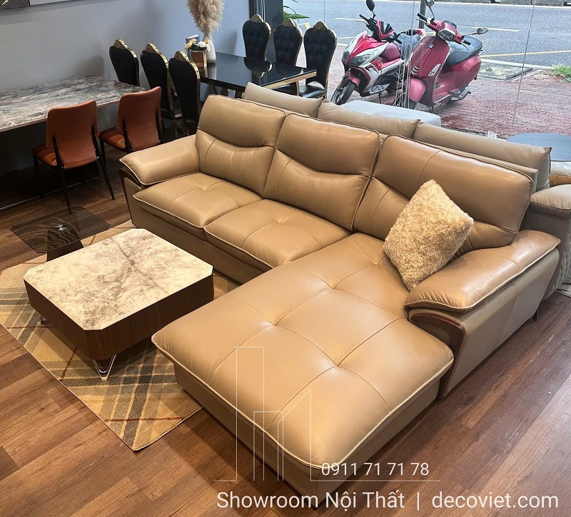 "Sofa da thật chữ L sang trọng tại showroom Decoviet