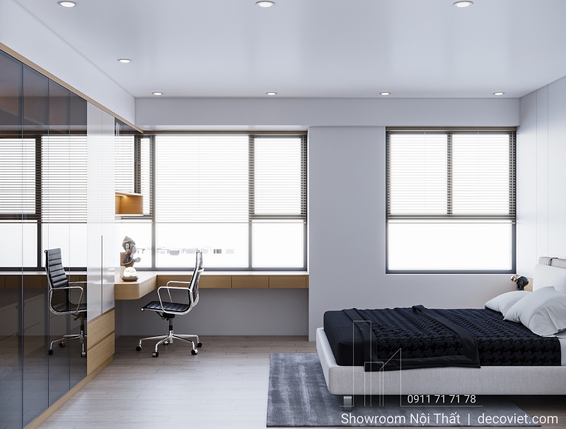 Bàn làm việc cạnh cửa sổ phòng master Saigon South