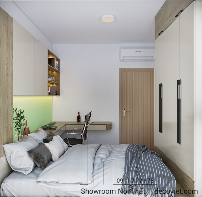 Phòng ngủ nhỏ với tủ kệ thông minh và bàn làm việc gọn gàng.