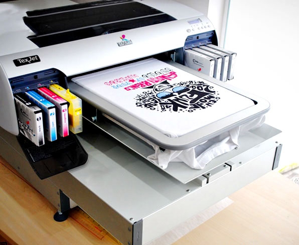 đồng phục áo thun - in chuyển nhiệt