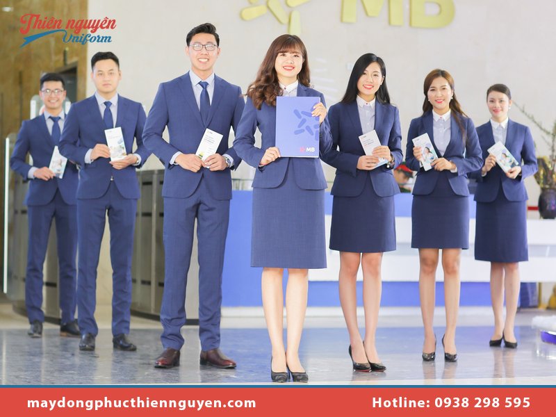 Đa dạng mẫu mã, kiểu dáng cho cả nam và nữ