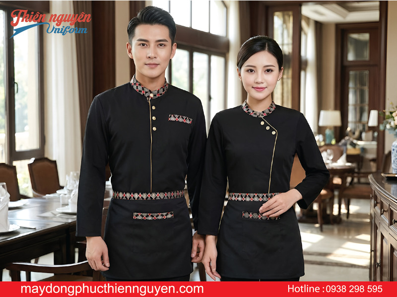 Mẫu đồng phục nhân viên nhà hàng Thái màu đen phối họa tiết