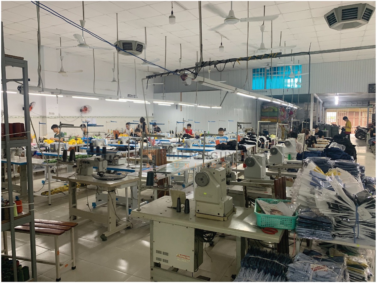 may đồng phục bệnh viện ở đâu