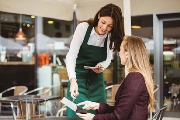 tạp dề giúp dễ gọi món