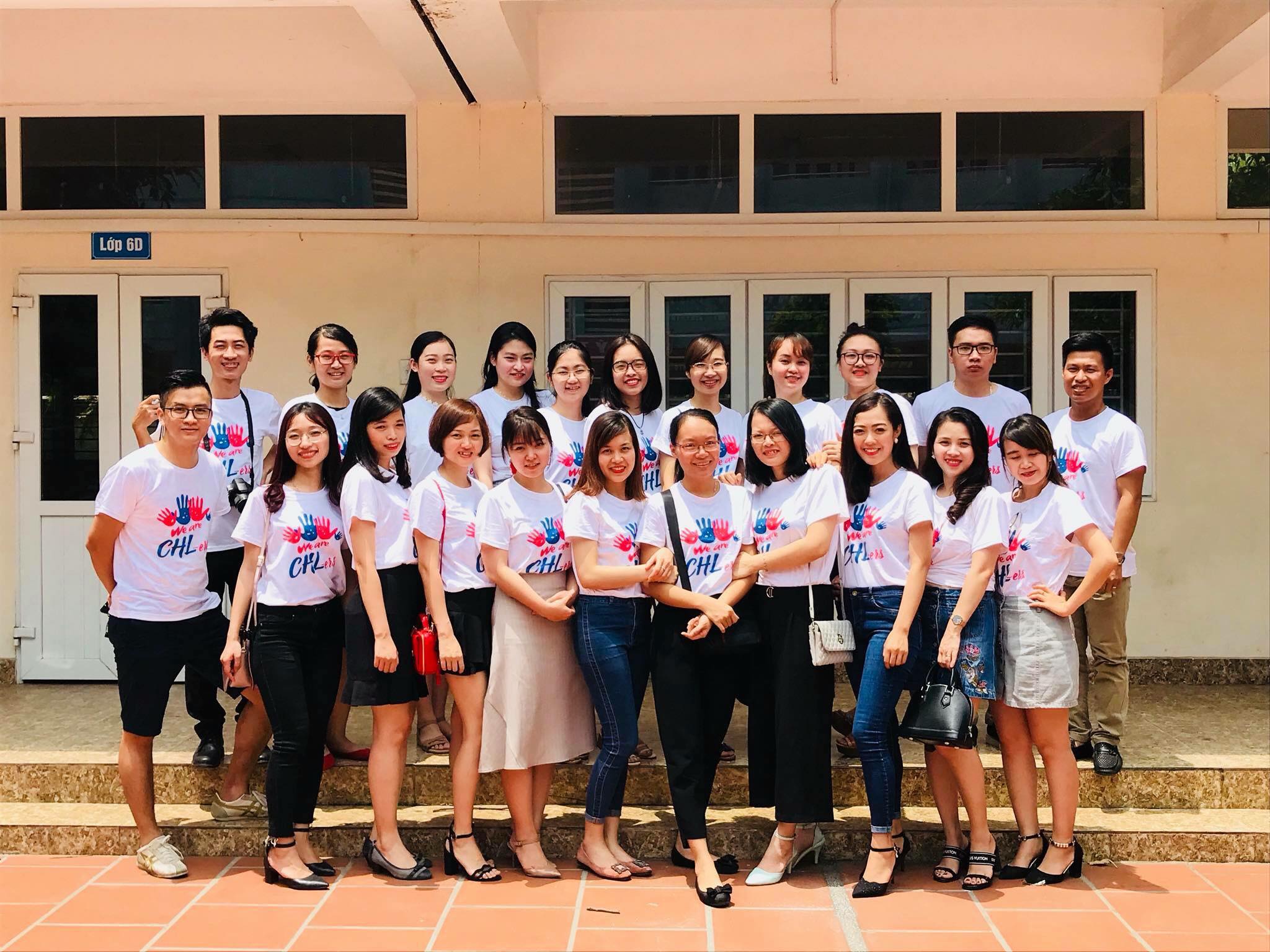 Vì sao nên chọn đồng phục họp lớp