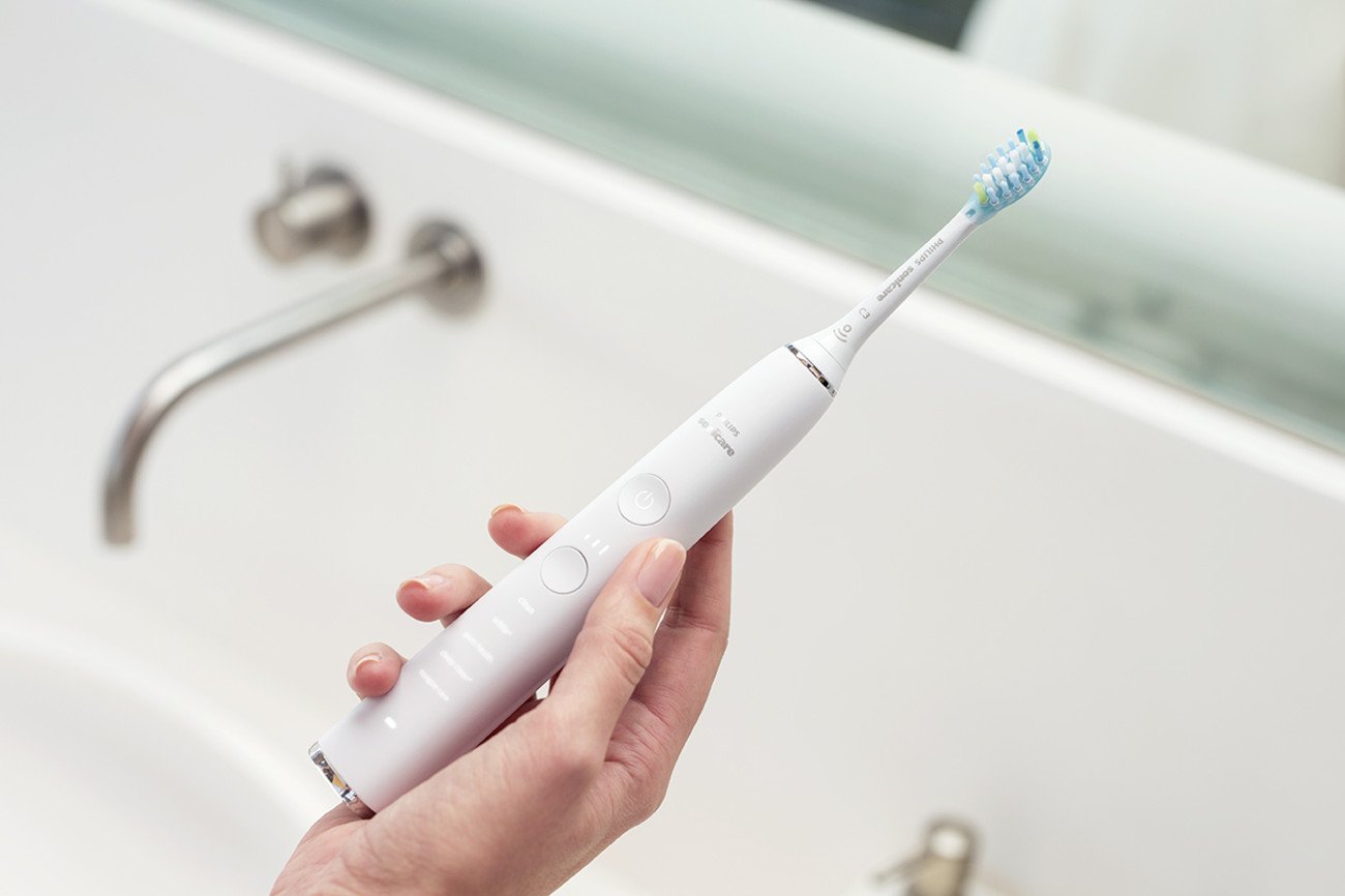 Đánh giá bàn chải điện Philips DiamondClean, nó có đáng với 250$ hay không? (Phần 2) Đánh giá bàn chải điện Philips DiamondClean, nó có đáng với 250$ hay không? (Phần 2)