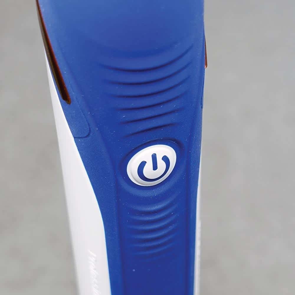 ban chai dien oral-b pro 2 2000