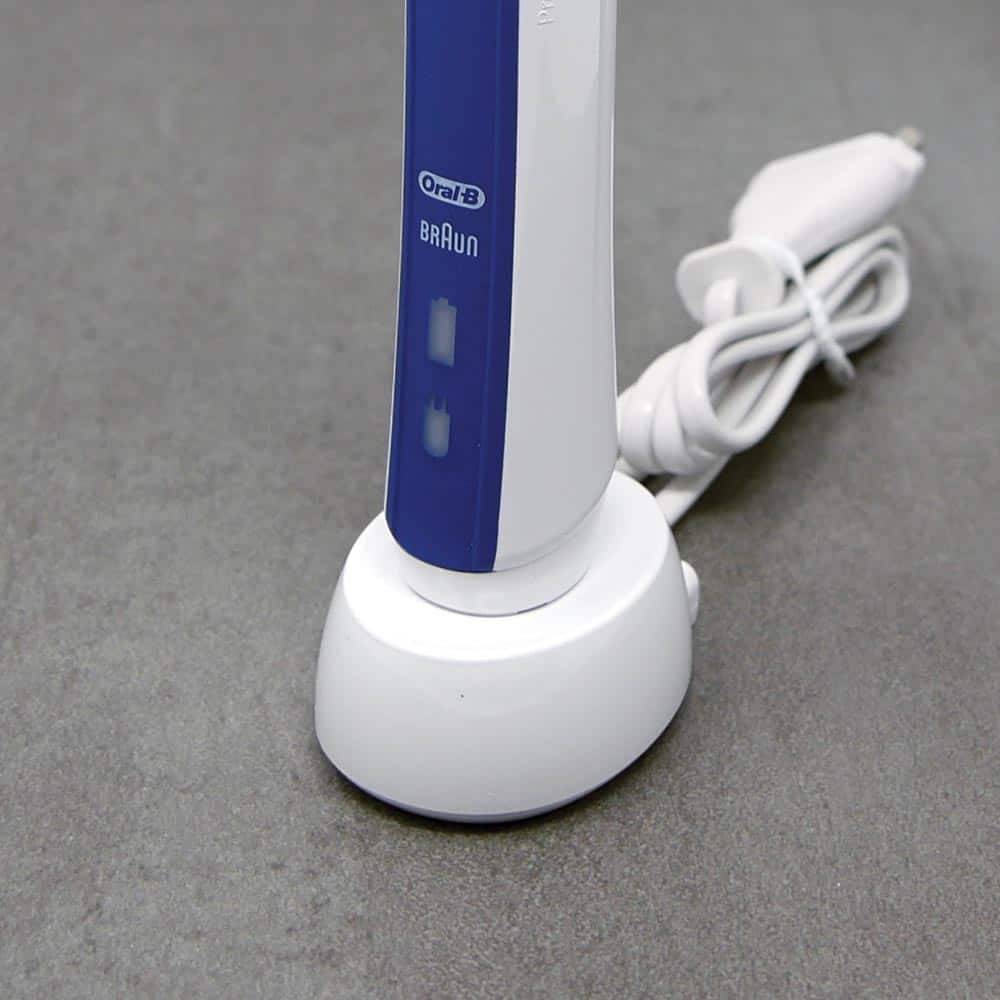 ban chai dien oral-b pro 2 2000