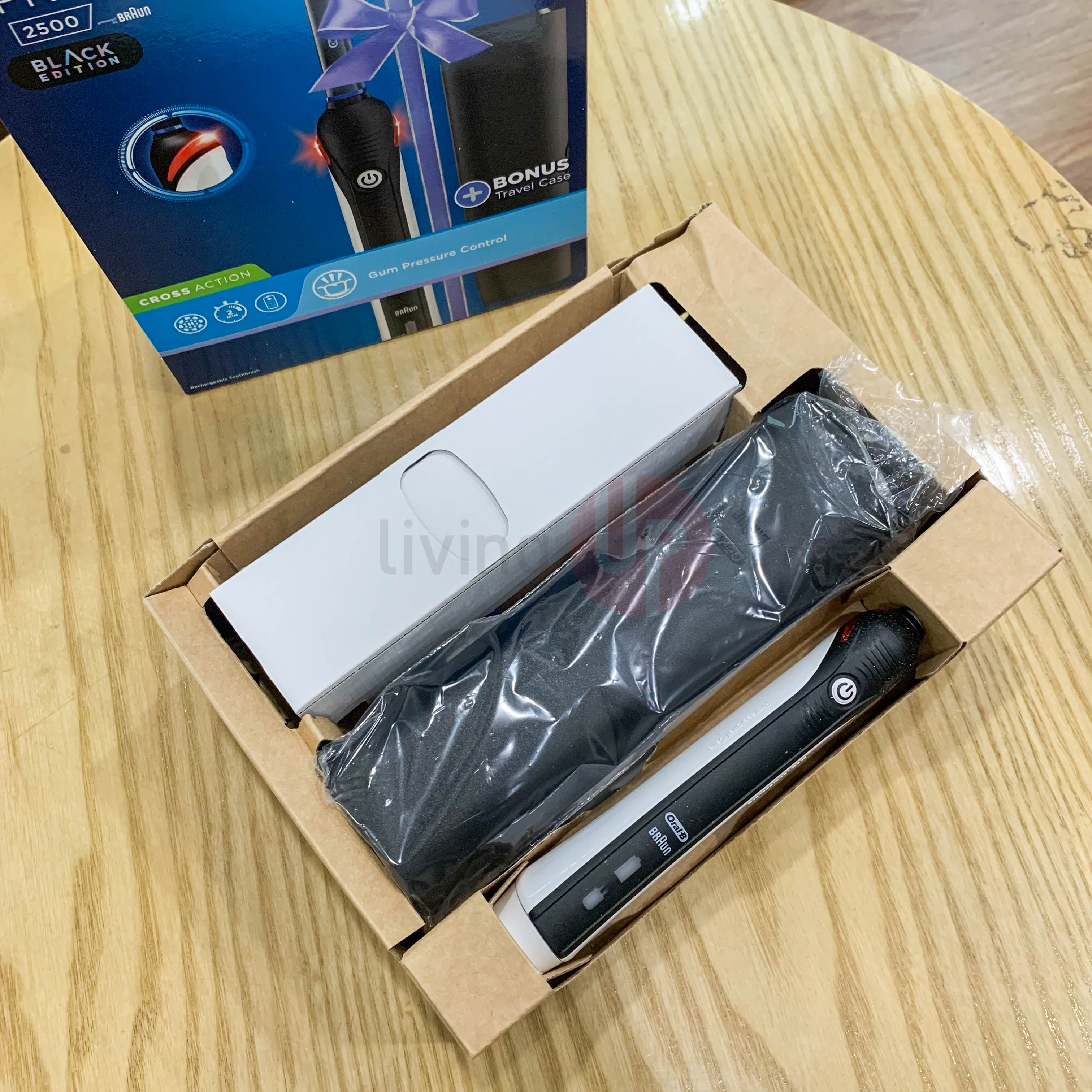 ban chai dien oral b pro 2 2500