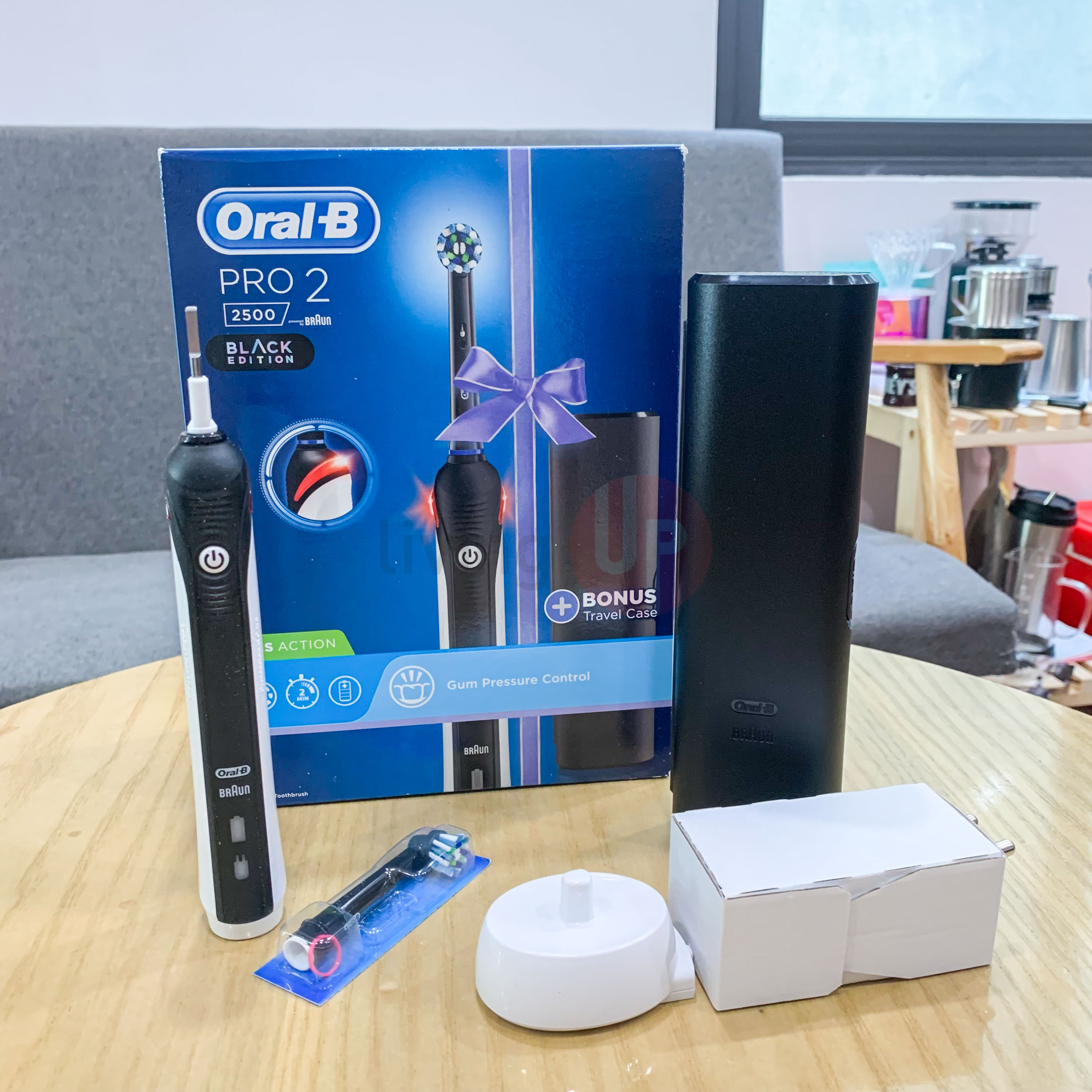ban chai dien oral b pro 2 2500