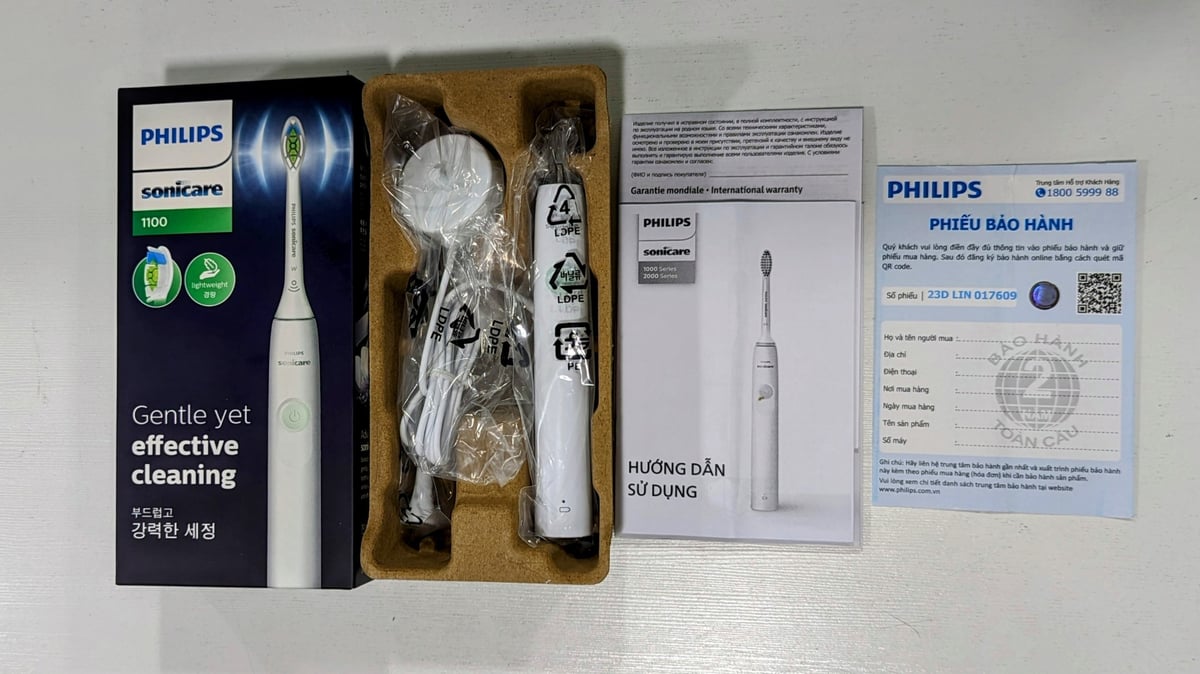 Ban chai dien Philips Sonicare 1100_Hx3641-41 full box, ben trong gom nhung gi