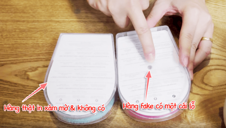 Nhờ vào hộp đựng máy massage mặt Foreo