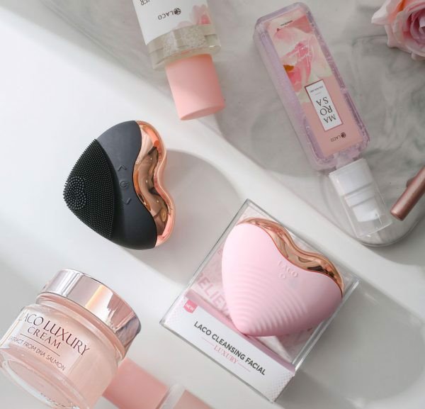 Giúp da được sạch sâu nhờ vào máy rửa mặt Laco